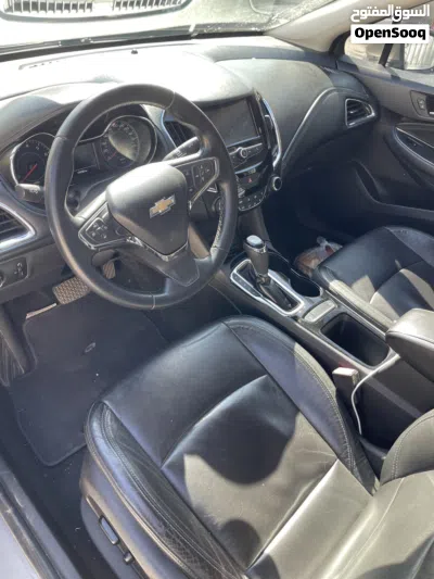 Chevrolet Cruze LS 4