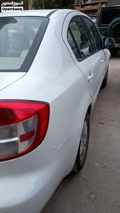 Suzuki SX4 GL 4