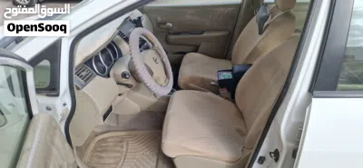 Nissan Tiida 3