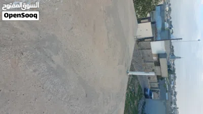 ارض عليها هيكل حوش بناء 4