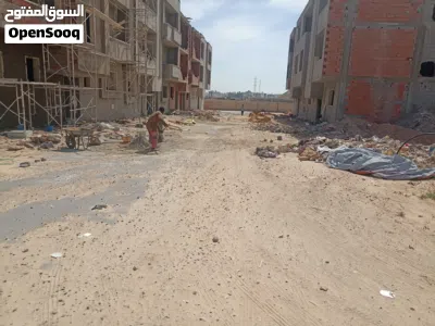 شقق نص تشطيب تشطيب جديد تلات طوابق زوز ديار مربوعه زوز حمامات صاله كوجينه شارع واسع 14متر 2