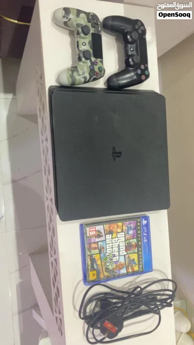 بلايستيشن 4 استعمال نظيف و خفيف 2