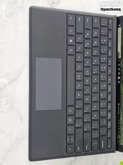 Microsoft Surface pro 5 Processor i5 Genration 7th 8gb ram 256gb ssd 2k resolution Touchscreen 2