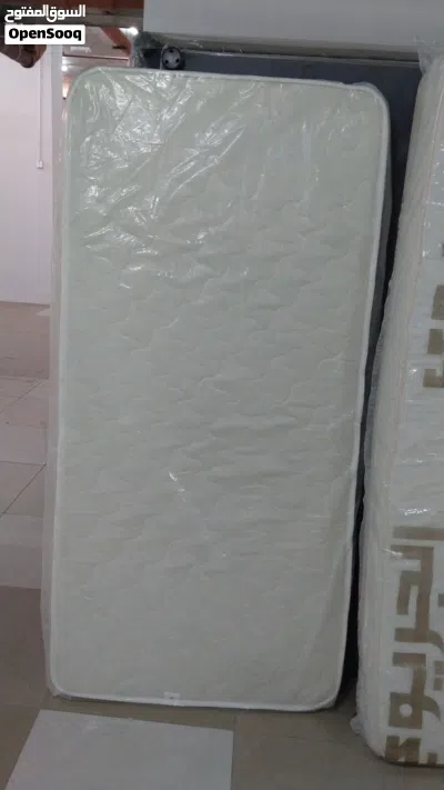سرير مع مرتبة مقاس 120 ×190 4
