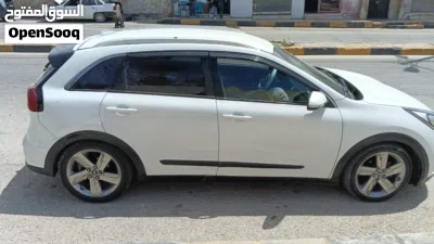 كيا نيرو EX 3