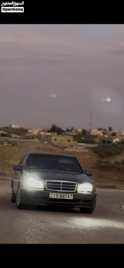 مرسيدس بنز الفئة-C C 200 2