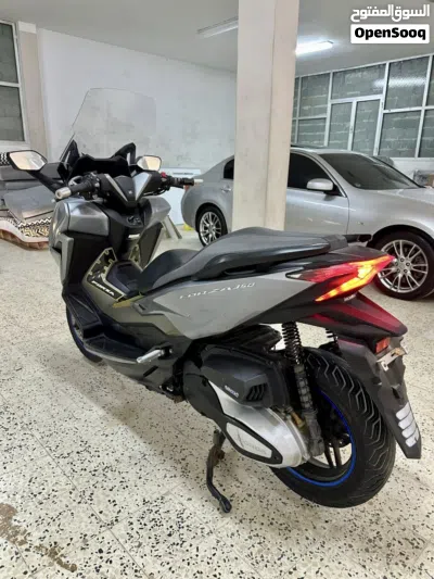 Honda Forza 3