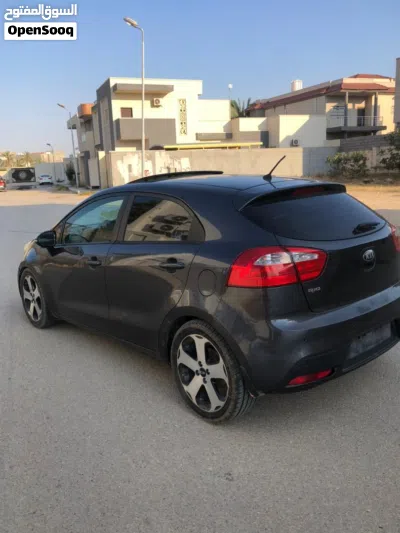 كيا برايد Standard 3