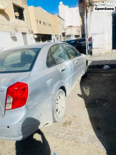 Chevrolet Optra LS 4
