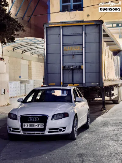 أودي A4 Sedan 3