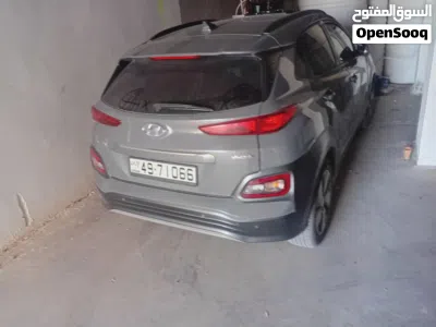هيونداي كونا Standard 4