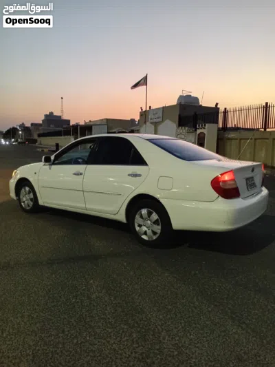 Toyota Camry GL 2