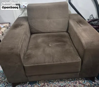 طقم كنب ثلاثي 4