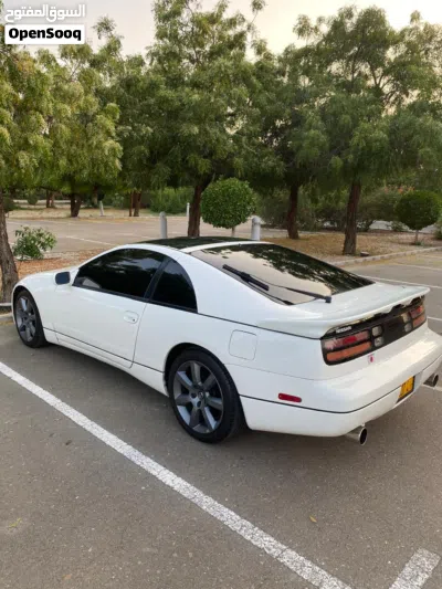 Nissan Z Standard 2