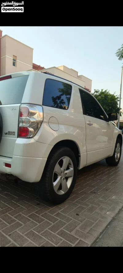 Suzuki Grand Vitara Standard 3