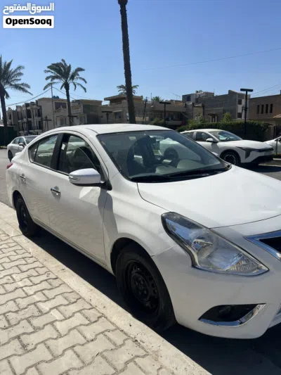 Nissan Sunny Standard 4