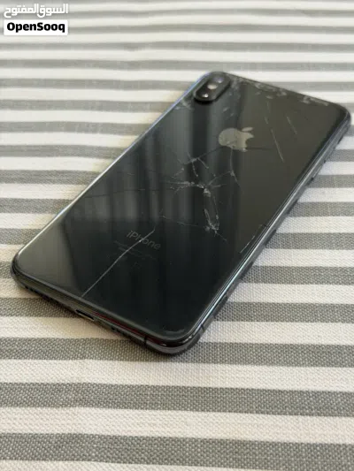 Iphone XS max 256GB space gray used good condition 2