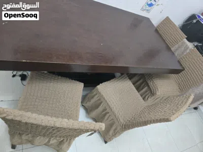 طاولة طعام مع الكراسي. Dining table with chairs. 2