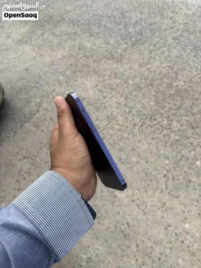 ايفون 14 بروماكس ذاكره 256 جيجا نظام eSIM رسمي بدون منفذ شريحه بطارية 95 4