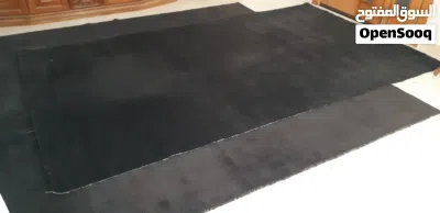 بساط مستعمل نظيف لونه أسود .. مجاني 4