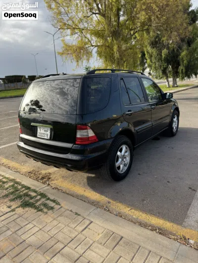 مرسيدس بنز الفئة-M ML 500 3