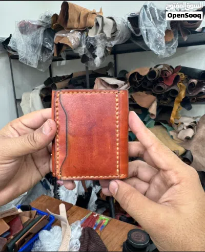 Premium Mini Card Holder – Genuine Leather محفظة بطاقات جلد طبيعي 3