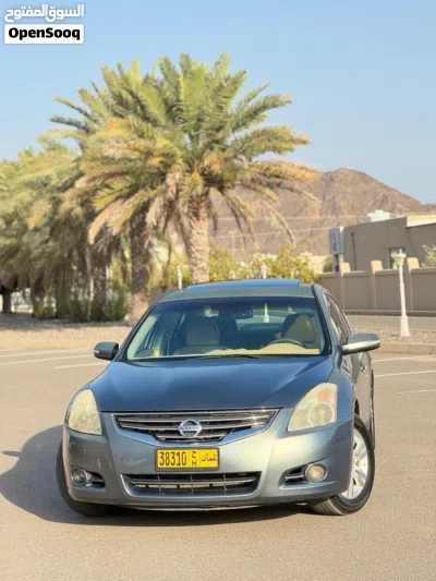 نيسان التيما SR 2