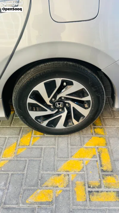 Honda Orginal rims & Bridgestone Turanza tyres 215/55/R16 for sale 3