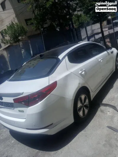 كيا اوبتيما Standard 2