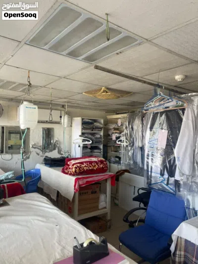Laundry shop for sale in Mussafah M-36. 4