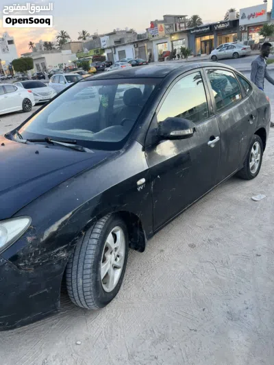 هيونداي افانتي Standard 2