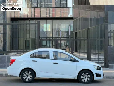 Chevrolet Sonic LT 4