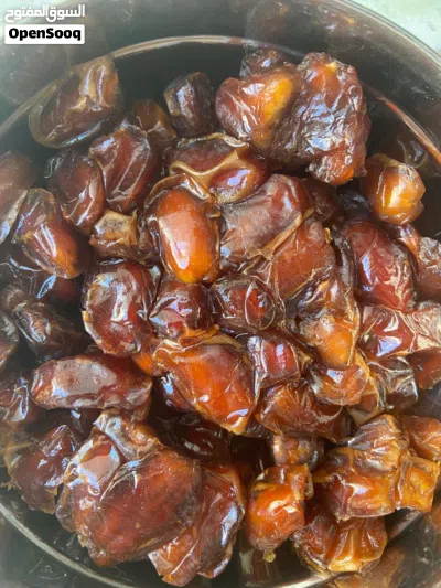 تمر خلاص درجه اولى ممتاز جداً 2