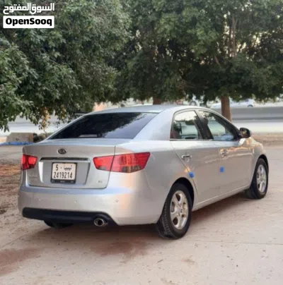 Kia Cerato EX 4