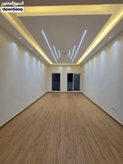 شقه غرفه و صاله للبيع كاش ابراج عجمان وان تاور مع باركن و مسبح و چيم و حديقه أطلاله مفتوحه 2