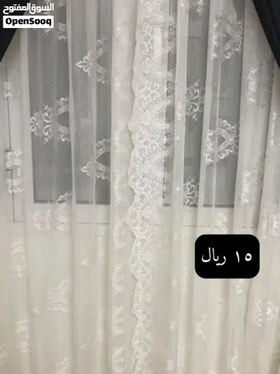 للبيع ستائر وشيفونات جديده غير مستعمله عدة اشكال ويوجد المزيد ومقاسات مختلفة 2