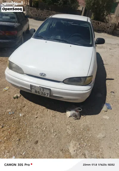 Hyundai Accent Standard 4