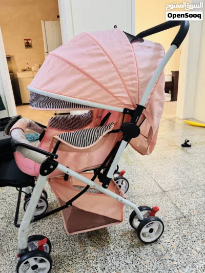 Baby stroller for sale in lexcellent condition 2
