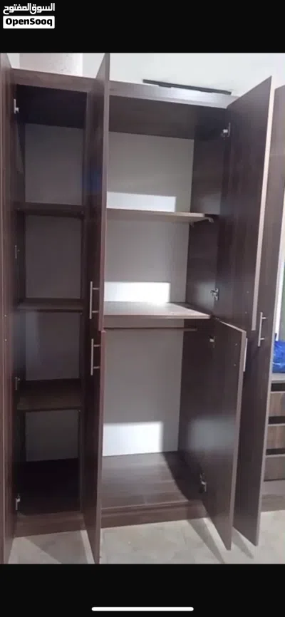 دولاب ملابس لون بني 3