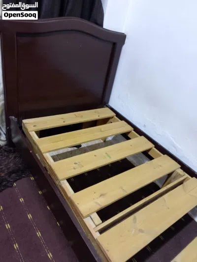 تخت خشب للبيع 3