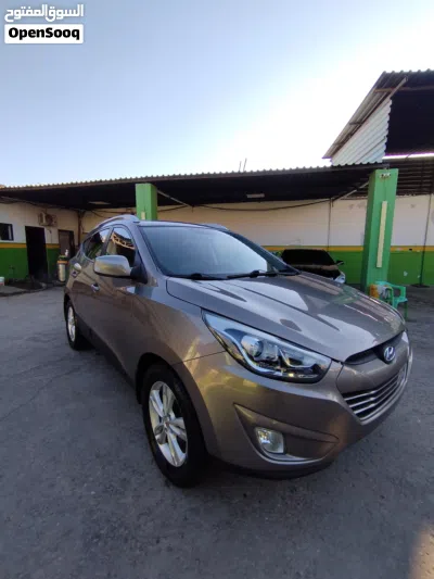 Hyundai Tucson GL 3