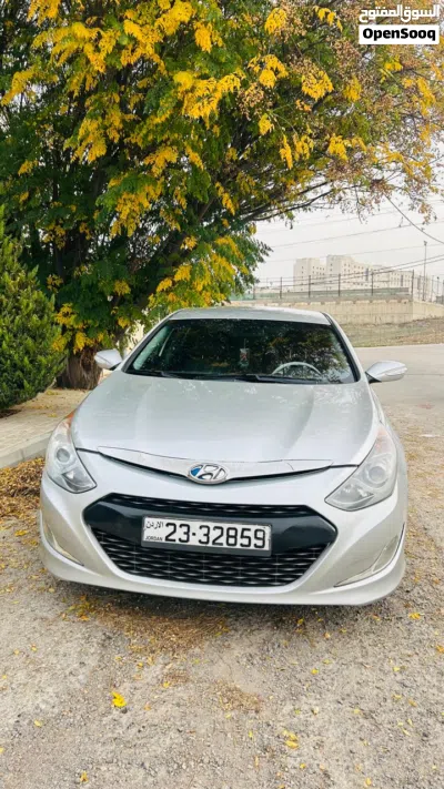 Hyundai Sonata Blue 4