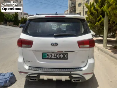 Kia Sedona EX 3