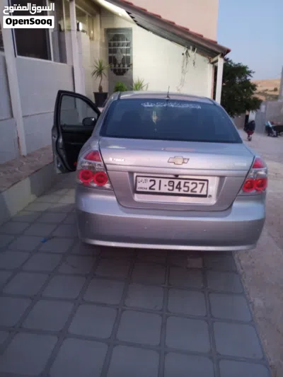 Chevrolet Aveo Base 2