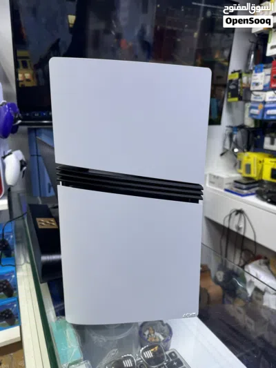 جهاز ps5 pro نظيف جدا 4