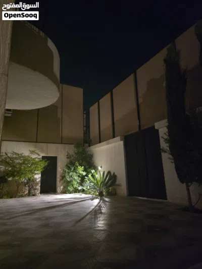 Victoria Hills 4
