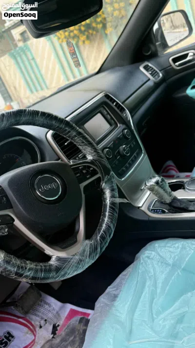Jeep Grand Cherokee Laredo 4
