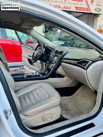 Ford Fusion SE 4