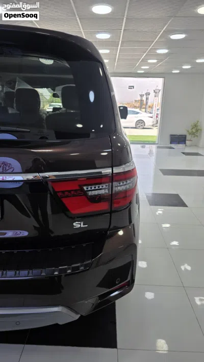 Nissan Armada SL 3