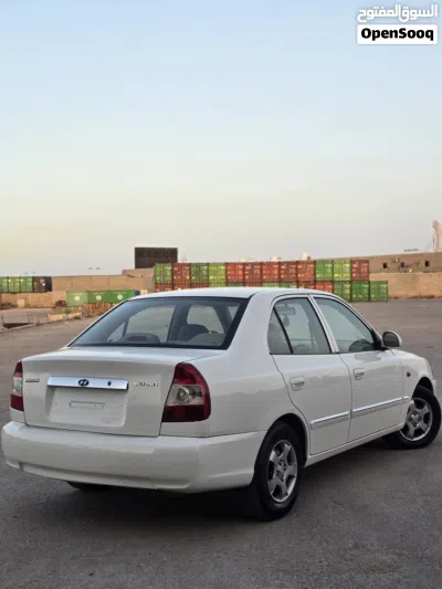 هيونداي فيرنا Standard 4